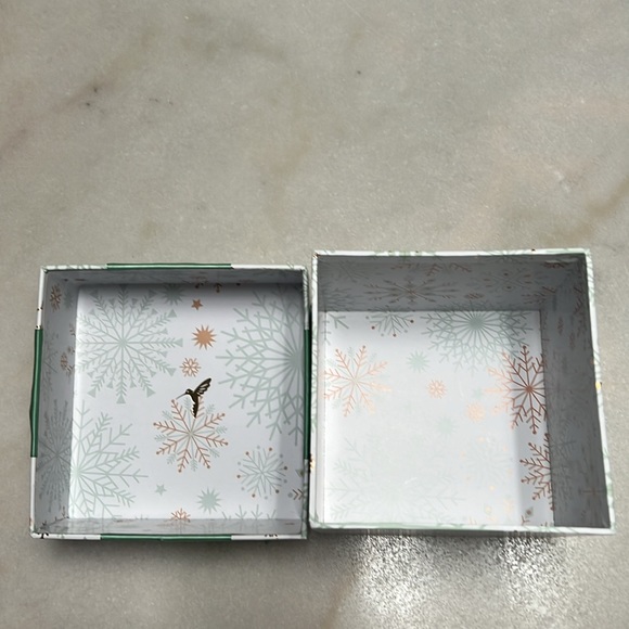 Papyrus Teal Bow Gift Box - Picture 7 of 8